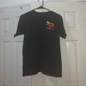 🌹In-N-Out authentic T shirt size S in Mens